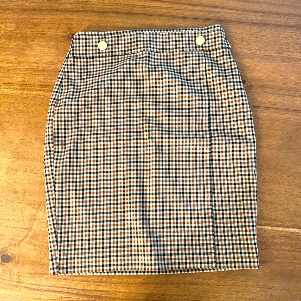NWOT Ann Taylor Factory Plaid Pencil Skirt with Buttons